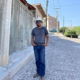 Trabajando. Busco conocer gente. Mujeres