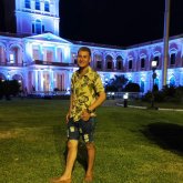 Empleado. Gente buena honda. Amoroso