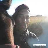 Walkicano chico soltero en Tornquist