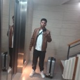 Otro. Busco mujeres de cualquier edad.