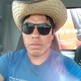 Operador de máquinas. Chica guapa.