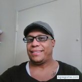 Chatear con arnoldalvanes de West Covina