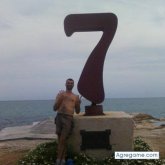 TheRock chico soltero en Ulldecona