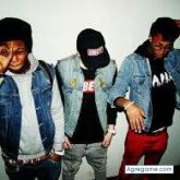 Busco pareja. Personas de hotro piz.