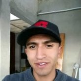 Soy delgado y vergonatractivo arrecho