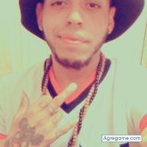 hernanreyes2152 chico soltero en Knoxville