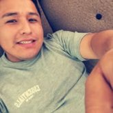 Trabajo. Algo serio con buen futuro.