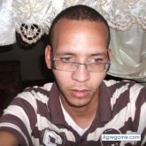 elflako13 chico soltero en Azua De Compostela