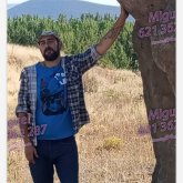 Una mujer que tenga los pies en el