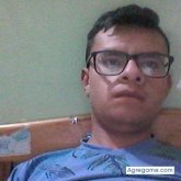 Disponible. Busco pareja. Mujeres