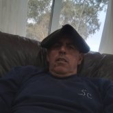 Busco conocer gente. Chicas. Normal.