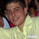 Encuentra Hombres solteros en Risaralda
