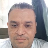 Busco ligar. Mujeres.