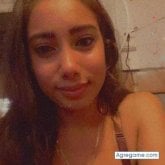 Busco pareja. Contenta 
Feliz 
Agraciada