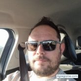 Busco conocer gente.