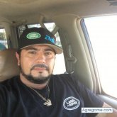 Busco hacer amistades. Amistades.