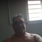 Empleado. Busco mujer divertida sin