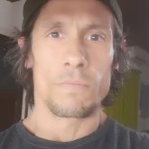 Busco mujer. Soltero..sin hijos y