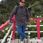 Epicruz chico soltero en San Salvador