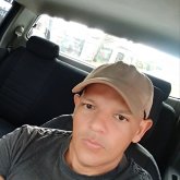 Tatocruz chico soltero en Río Claro