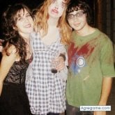 Estudiante. Busco conocer gente. Alguien