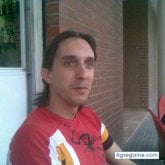 Encuentra Hombres solteros en Rubi