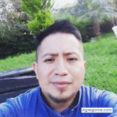 Mujeres. Hombre muy amigable. El futbol.