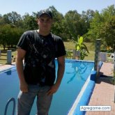 niko chico soltero en Quilmes
