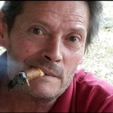 Amistad con mujeres. Soltero, artista