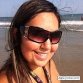Mujeres solteras en Newport