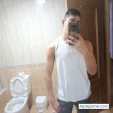 Ninguna. Busco ligar. Mujeres. No se.