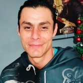 Estoy buscando mujeres. Trabajando