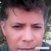 Comerciante. Busco hacer amistades.