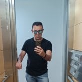 Chica normal simpática también le