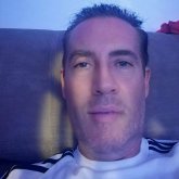 Informático. Busco pareja. 