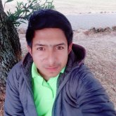 Busco pareja. Chicas. Trabajador.