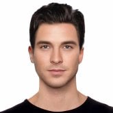 Estudianre. Relacion con chicass.