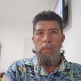 Busco una mujer inteligente con quien