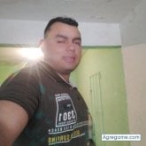 Trabajo. Busco pareja. Chicas lindas.