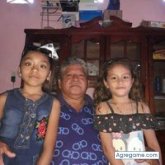 Busco hacer amistades.