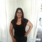 Mujeres solteras en Stuart