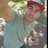 Busco ligar. Gente serca. Buena persona.