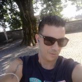 Busco conocer gente.