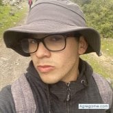 Busco conocer gente. Mujer. Alegre.