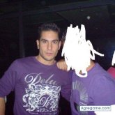 Pitufillo chico soltero en Madrid