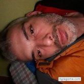 Busco ligar. Mujeres.