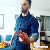 Busco conocer gente. Amistades. Alegré