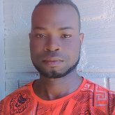 Trabajador. Busco pareja. Una mujer