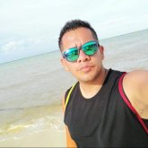 A una mujer para amar. Estoy soltero soy