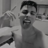 Busco conocer gente. Amistad.